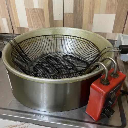 Fritadeira Elétrica Metalcubas 5L - Aceito Cartão