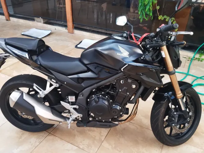 Honda CB 500F 2023 Só 1.550km