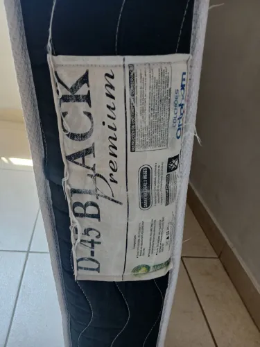 Colchão de casal $200