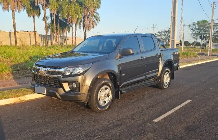 Chevrolet S10 Pick-up LS 2.8 TDI 4X4 CD Dies. Mec. 2021