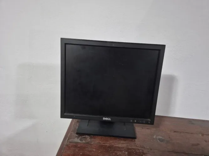 Monitor Dell 17 polegadas