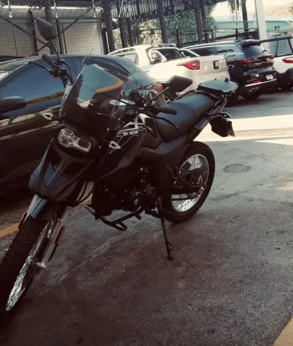Moto Shineray SHI 175
