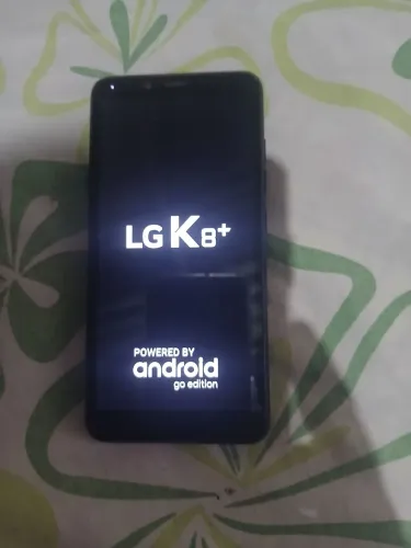 Celular barato LG k8