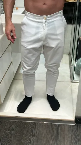 Calça de linho branca e estampada R$150 cada 