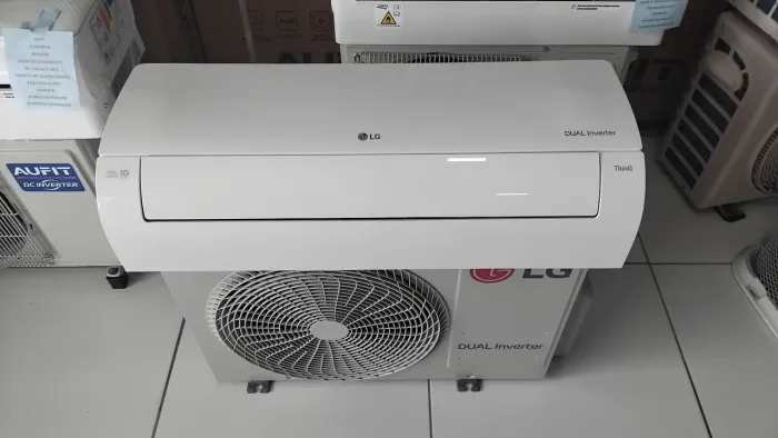 LG SEMINOVO dual Inverter 9 mil btus