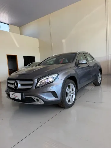 Mercedes-Benz GLA 250 Sport 2.0 TB 16V 4X2 211cv Aut. 2016