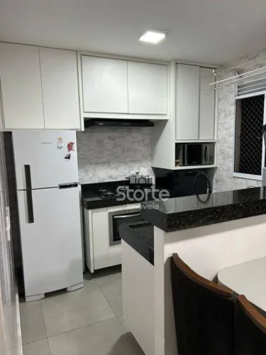 Apartamento com 2 dormitórios à venda, 44m² por R$ 240.000 - Jardim Patrícia - Uberlândia/