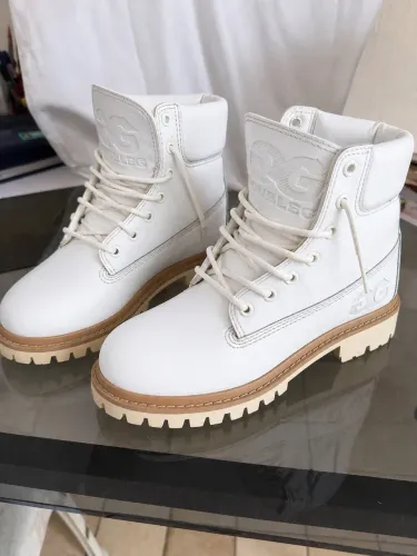 Botas brancas