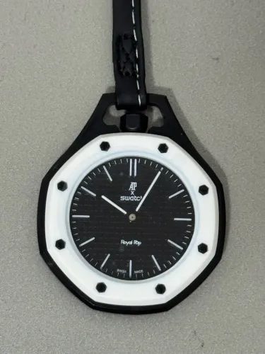 Audemars Piguet x Swatch Royal Pop Ocho Negro