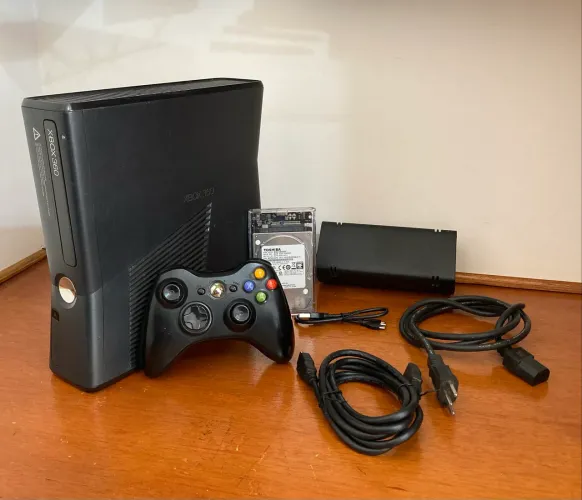 Xbox 360 Desbloq Aurora 500GB (Faço envio)