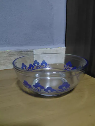 Tigela vintage da marca Pirefrax Blue Floral Ribbon década de 80.