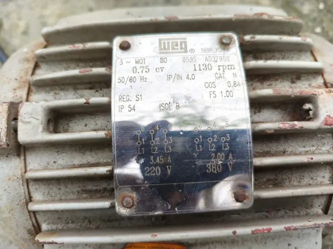 Motor elétrico
