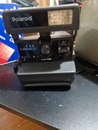 Câmera polaroid
