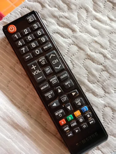 TV 32 POLEGADAS 