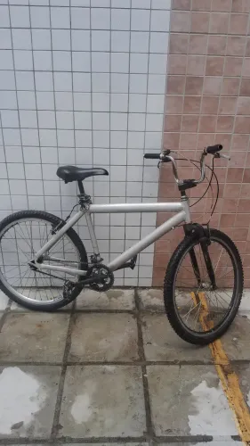 Bicicleta aro 26 alumínio