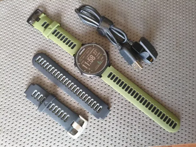 Garmin Forerunner 735xt com 2 pulseiras