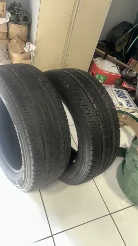 Pneus 275/60 R20