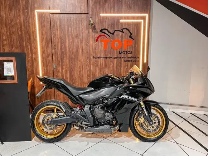  Honda CBR 600F 2012 I Esportiva I Ponteira Esportiva I Presença e Potência. 