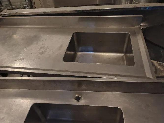 Duas pias industrial de inox 800 cada uma,ou 1500 as duas