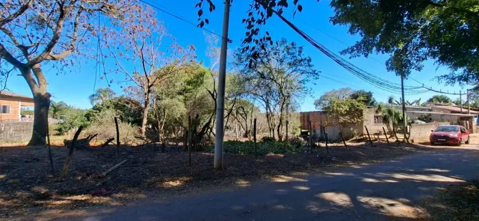 Imóvel para venda com 550 metros quadrados em Jardim Primavera II B - São José dos Campos