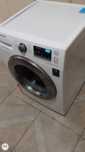 Máquina de lavar roupa 