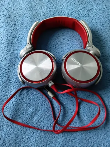 Headphone Sony MDR-X10 (Estilo DJ) - Prata e Vermelho