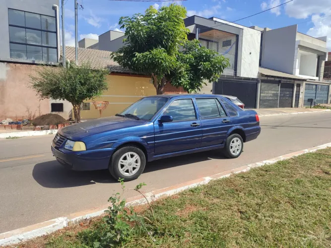 Volkswagen Santana 1.8 MI (álcool) 2000
