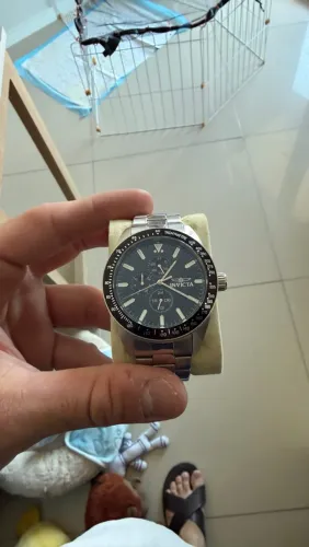 2 relógios invictas originais. USADO - EXCELENTE ESTADO.
