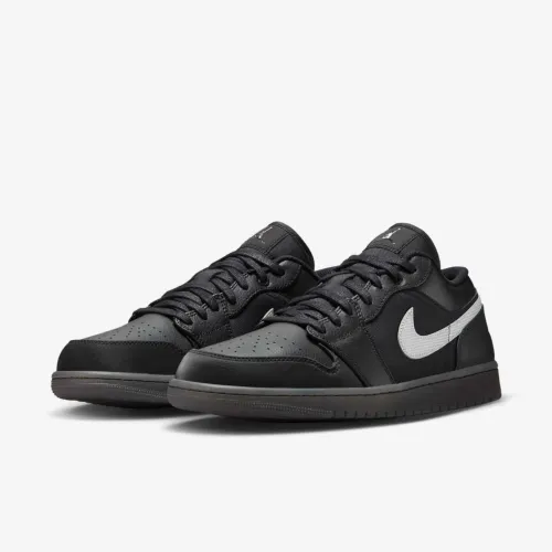 Air Jordan 1 low tamanhos disponíveis 35 e 36