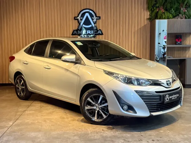 Toyota Yaris XLS Sedan 1.5 Flex 16V 4P Aut. 2020