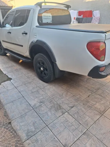Mitsubishi L200 Triton GL 3.2 CD TB Int. Dies. Mec. 2017