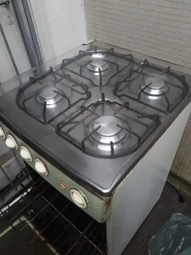 Fogão a gás funcionando