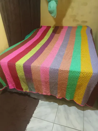 Colcha pra cama de casal de croche feita manualmente