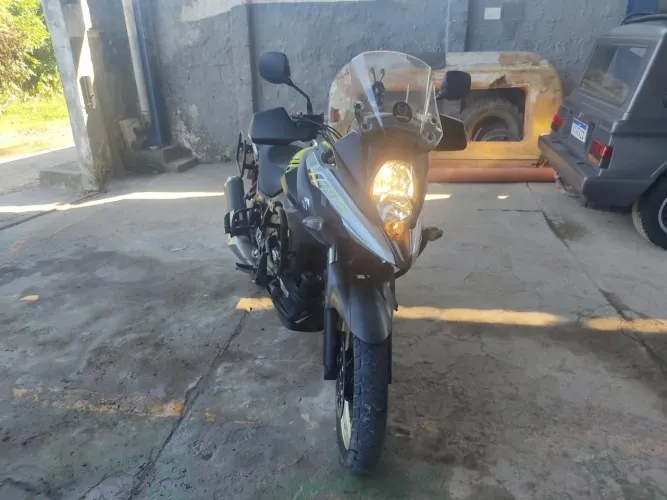 Suzuki V-strom 650 2019