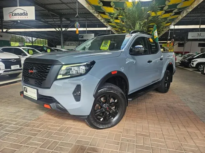 Nissan Frontier Pro4x CD 4X4 2.3 Bi-TB Die. AUT 2023