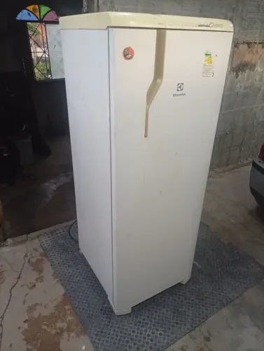 Geladeira Electrolux gelo seco aceito cartão