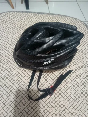 Capacete PTK em estado de novo