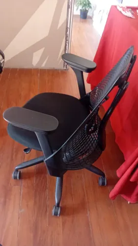 cadeira herman miller sayl