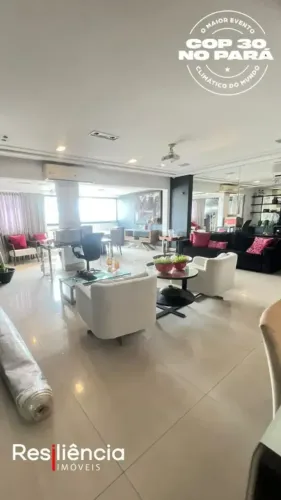 Apartamento medindo 220m, andar alto, nascente, MOBILIADO!