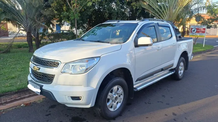 Chevrolet S10 Pick-up LT 2.5 Flex 4X2 CD 2016