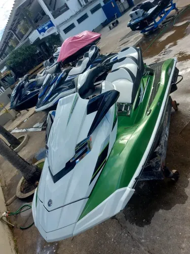 Jet-ski Yamaha 1.8 FX HO 2015 aspirado