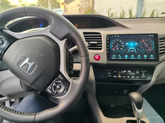 Honda Civic Sedan LXR 2.0 Flexone 16V Aut. 4P 2014