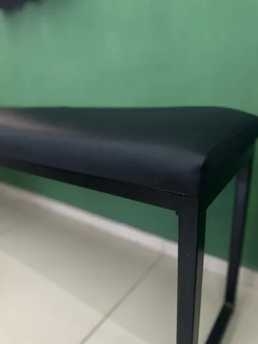 BANCO ACOLCHOADO PARA ESCRITÓRI