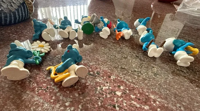 Bonecos Smurfs da Hering anos 80 + Brindes