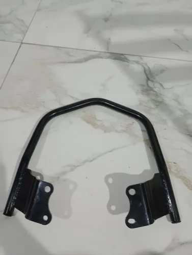 Alça suporte traseiro factor YBR 150 2025
