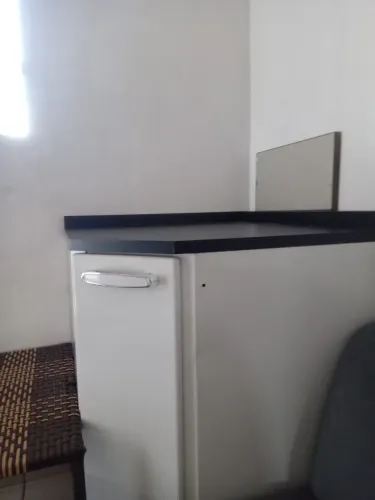 Vendo Armário De Canto