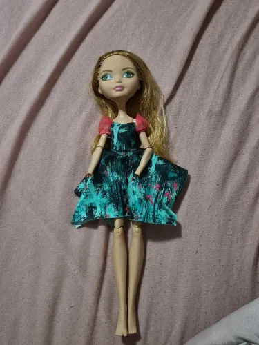 vendo ever after high incompleta