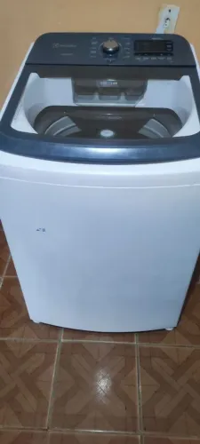 Vende-se máquina de lavar roupa