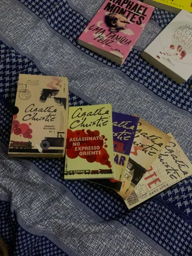Livro -     Box Grandes Mistérios - Vol. 1 - Agatha Christie 
