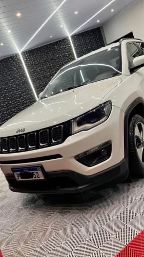Jeep Compass Longitude 2.0 4X2 Flex 16V Aut. 2017